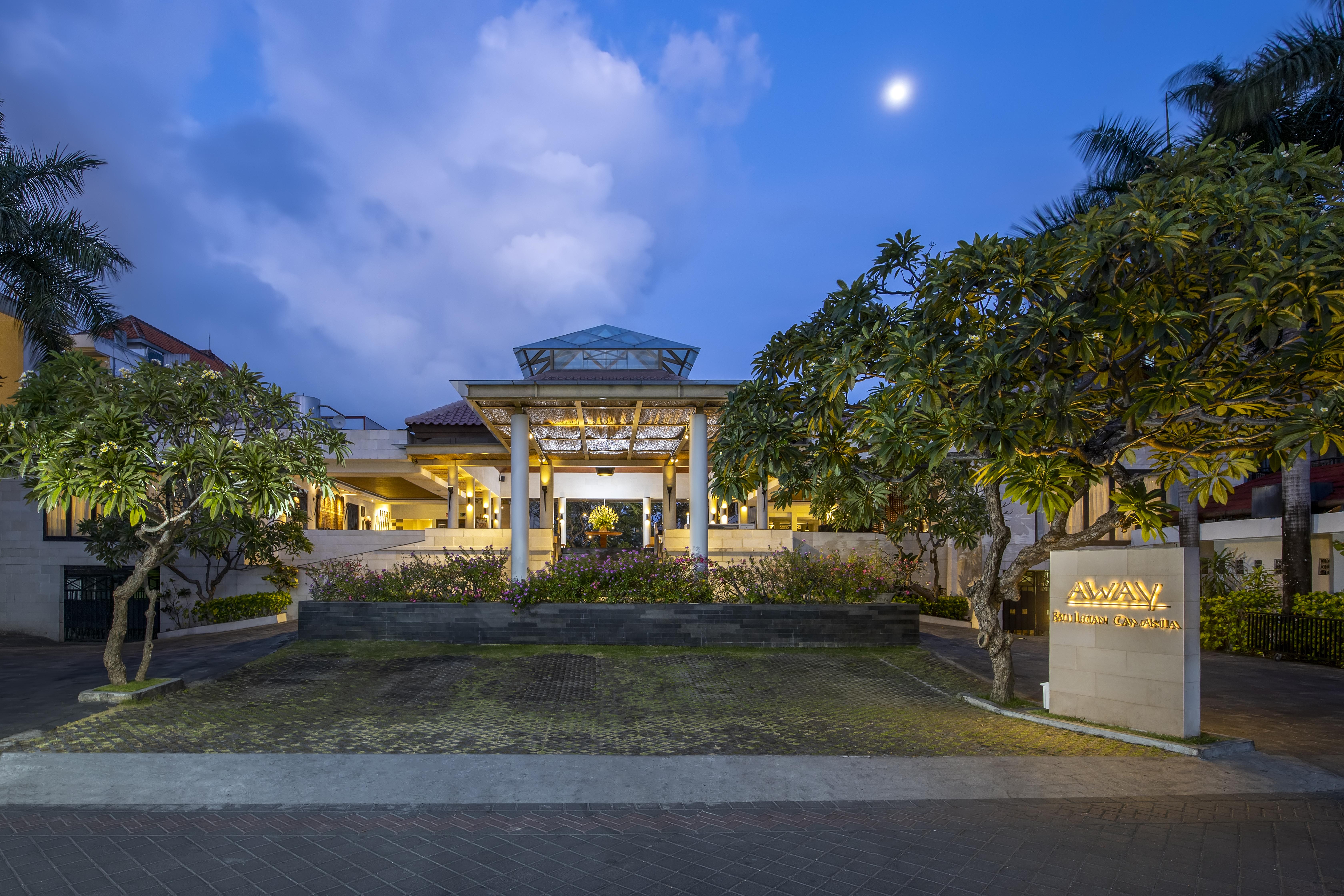 Away Bali Legian Camakila Resort Exterior photo